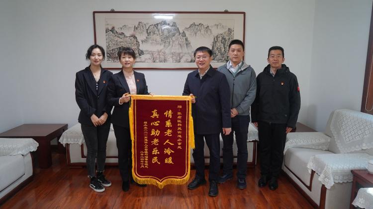 科苑街道：路面修复“焕新颜” 便民惠民暖人心